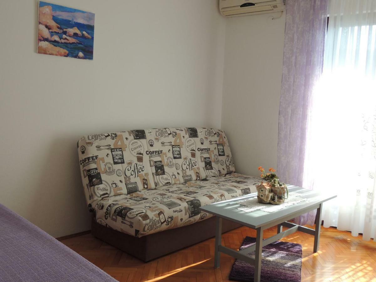 Apartments Barcarola Pag Town Exterior photo